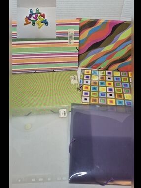 Lot of 5 Essay Folders w Elastic Close Bonus 10 Colorful Binder Clips